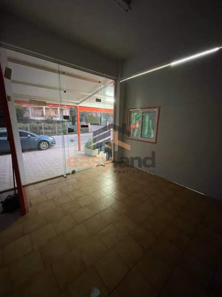 Κατάστημα στην Σαραβάλι, Μεσσατίδα — Φωτογραφία 1 από 7