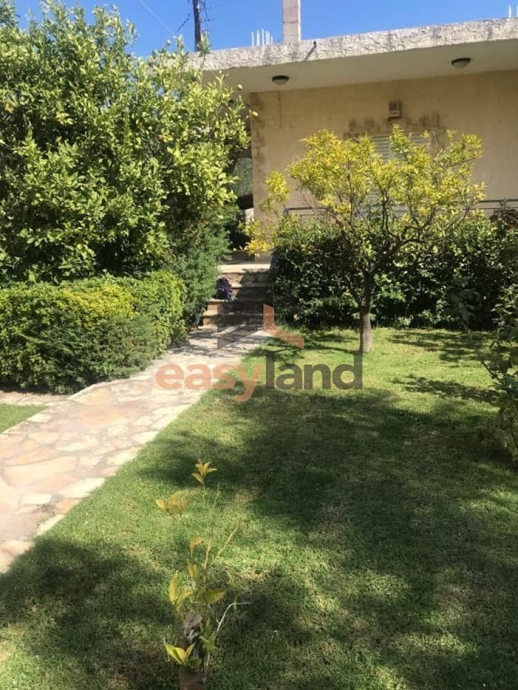 House in Center, Diakopto — Photo 20 of 26