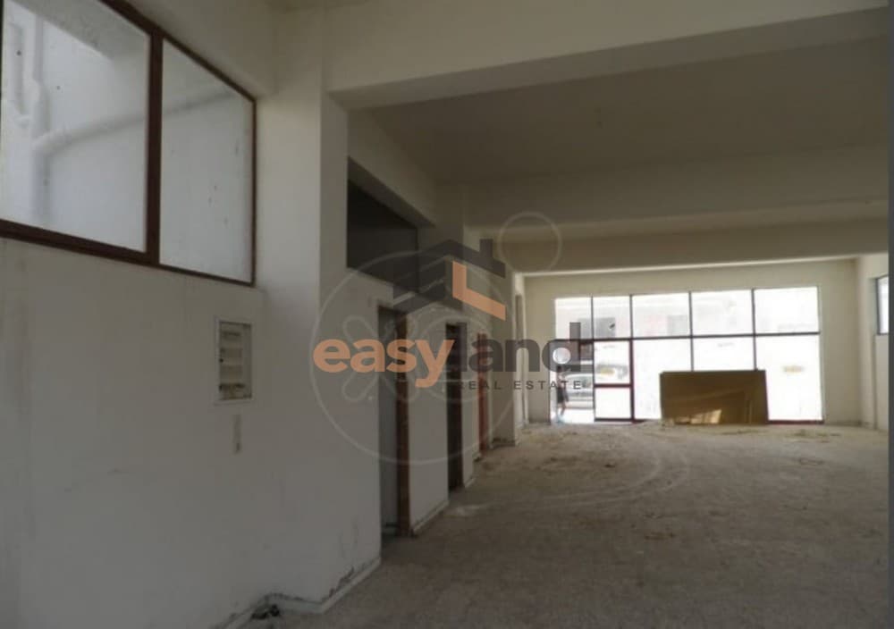 Κατάστημα στην Μακρυγιάννη, Πάτρα — Φωτογραφία 2 από 4