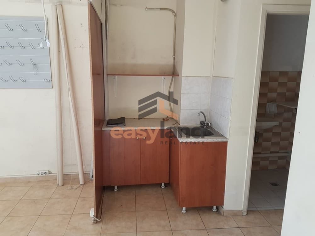 Κατάστημα στην Τριών Ναυάρχων, Πάτρα — Φωτογραφία 14 από 26
