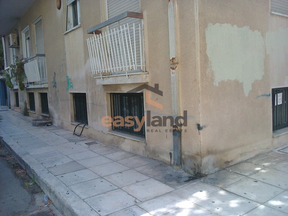 Αποθήκη στην Βουδ, Πάτρα — Φωτογραφία 9 από 9