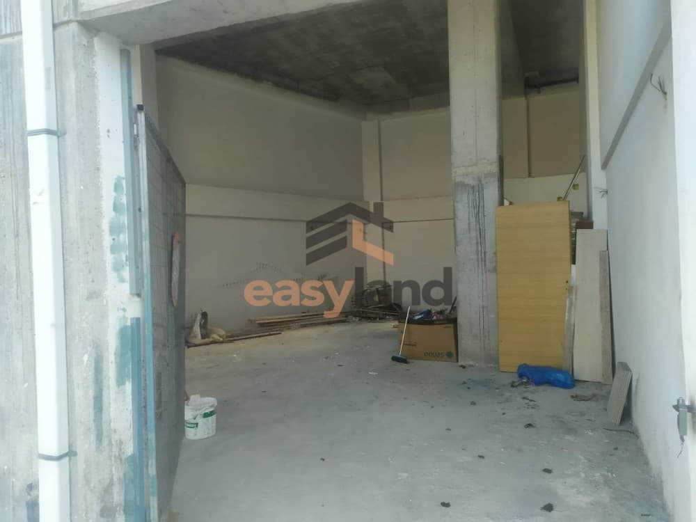Κατάστημα στην Αγία Σοφία, Πάτρα — Φωτογραφία 2 από 15