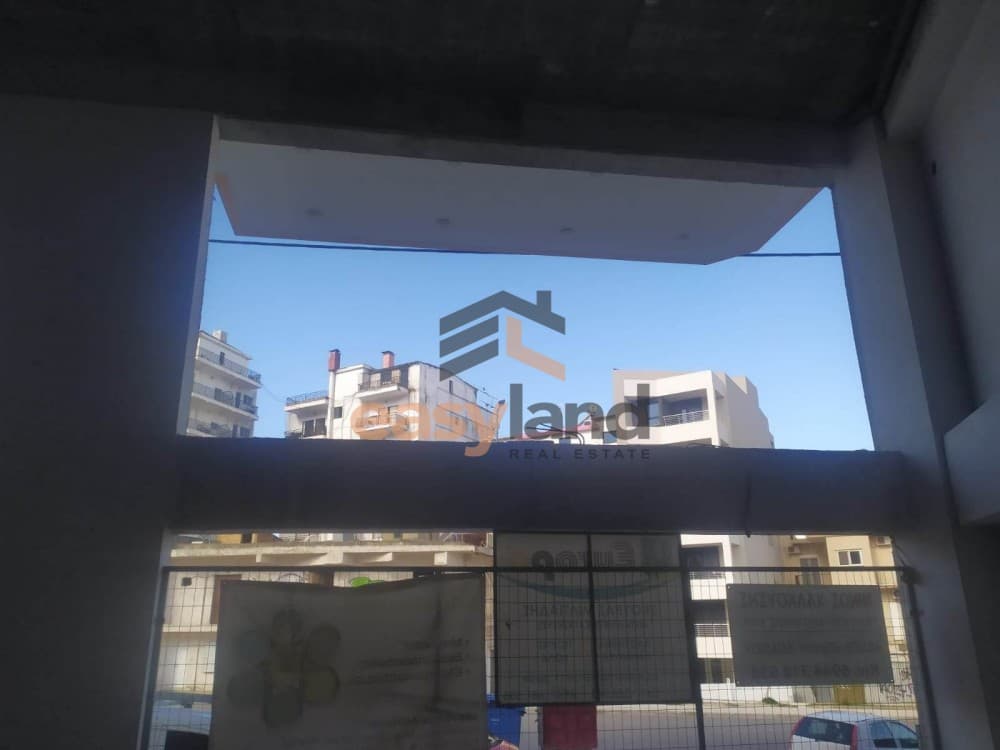 Κατάστημα στην Αγία Σοφία, Πάτρα — Φωτογραφία 15 από 15