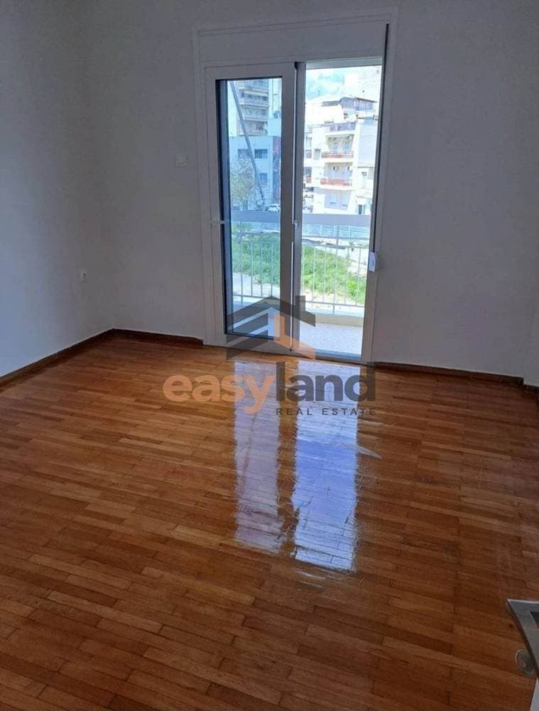 Γραφείο στην Βουδ, Πάτρα — Φωτογραφία 2 από 8