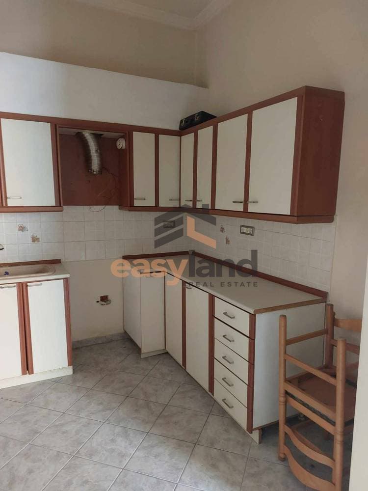 Apartment in Skagiopouleio, Patra — Photo 2 of 30