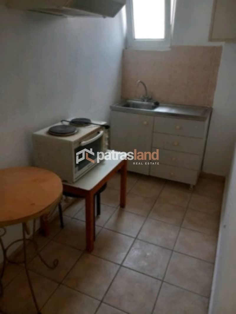 Apartment in Abelokipi, Patra — Photo 1 of 5