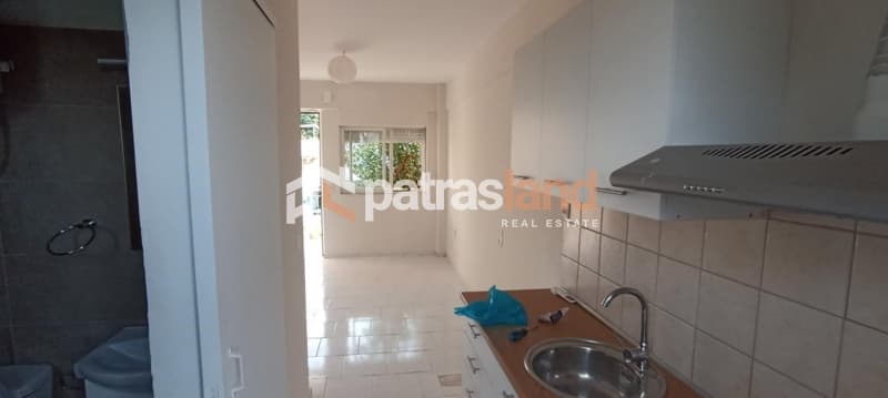 Apartment in T.E.I., Patra — Photo 4 of 17