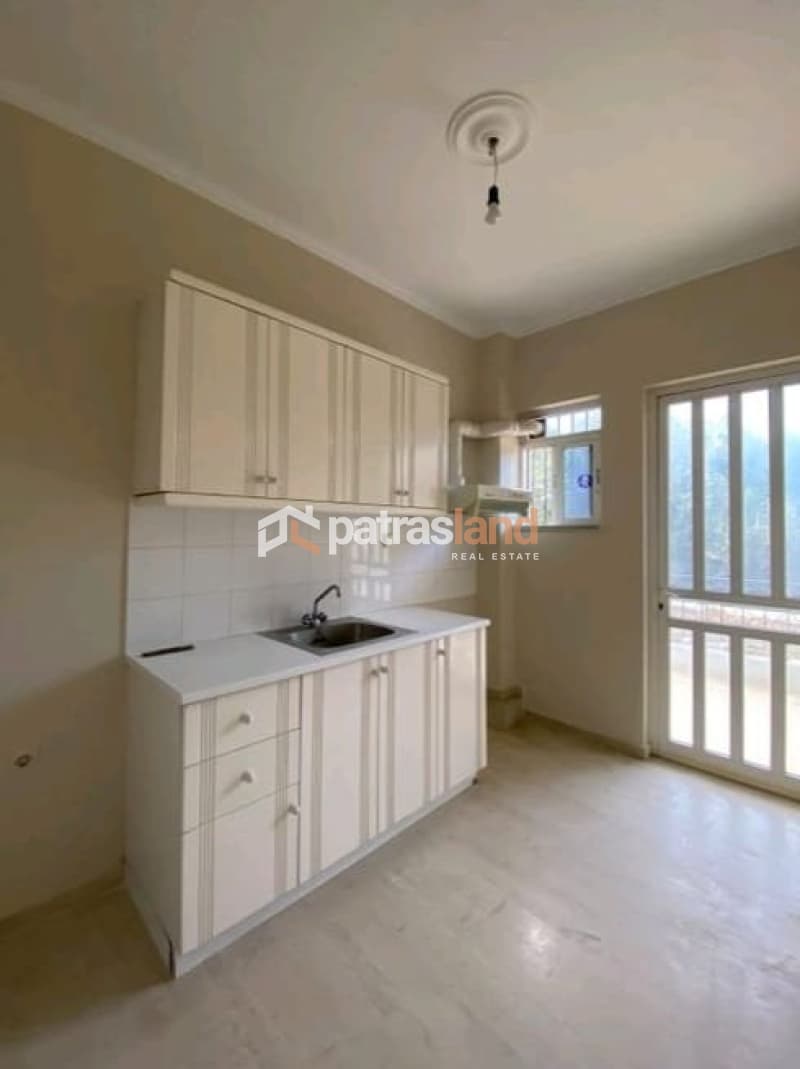 Apartment in Agyia, Patra — Photo 1 of 4