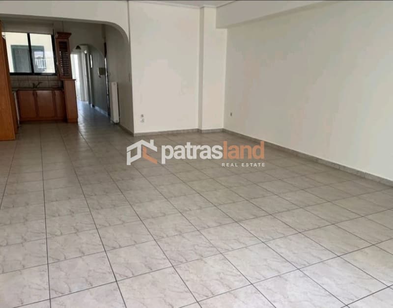 Apartment in Ipsila Alonia, Patra — Photo 2 of 11
