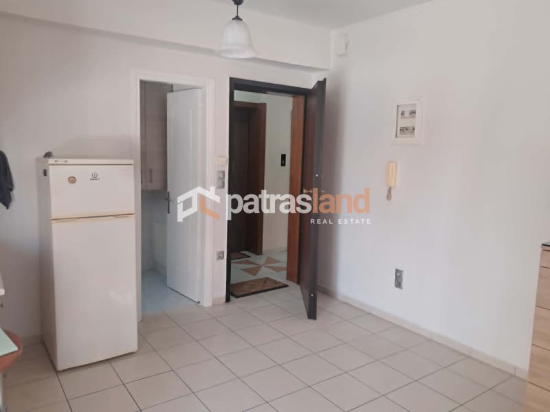 Apartment in Prosfigika, Patra — Photo 3 of 24