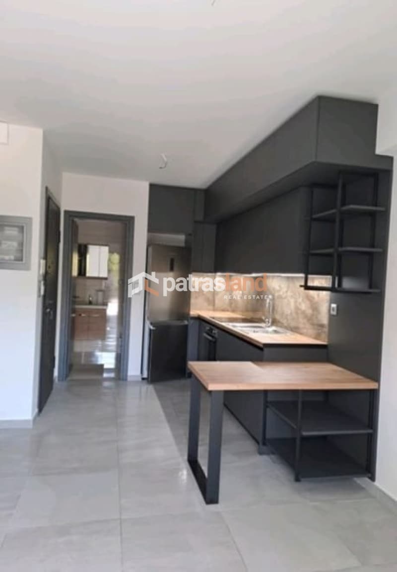 Apartment in Mesa Agia, Patra — Photo 1 of 17