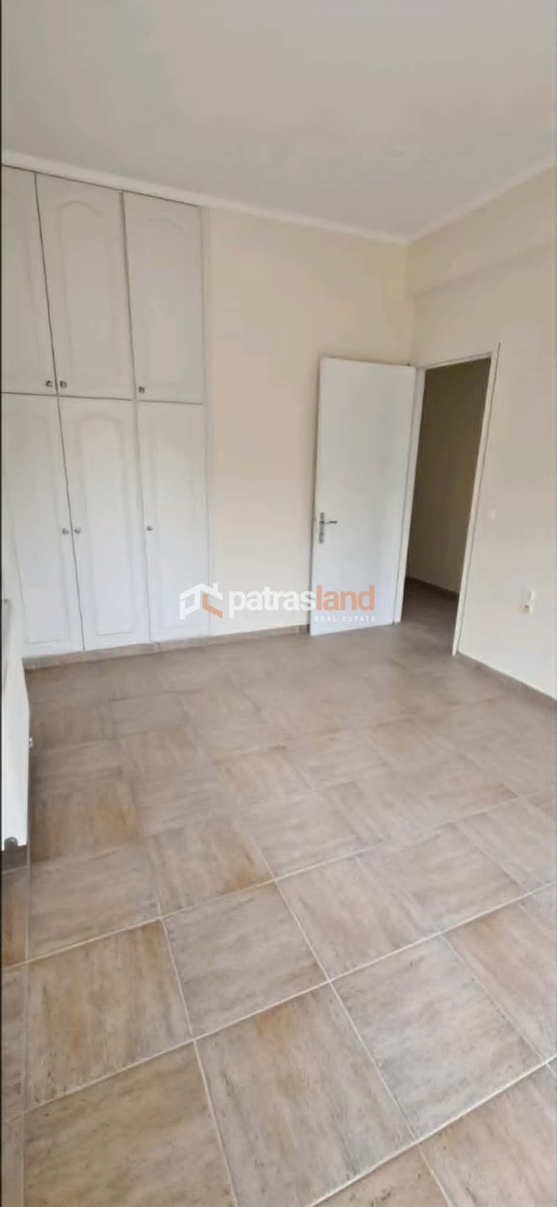 Apartment in Center, Vrachneika — Photo 7 of 25