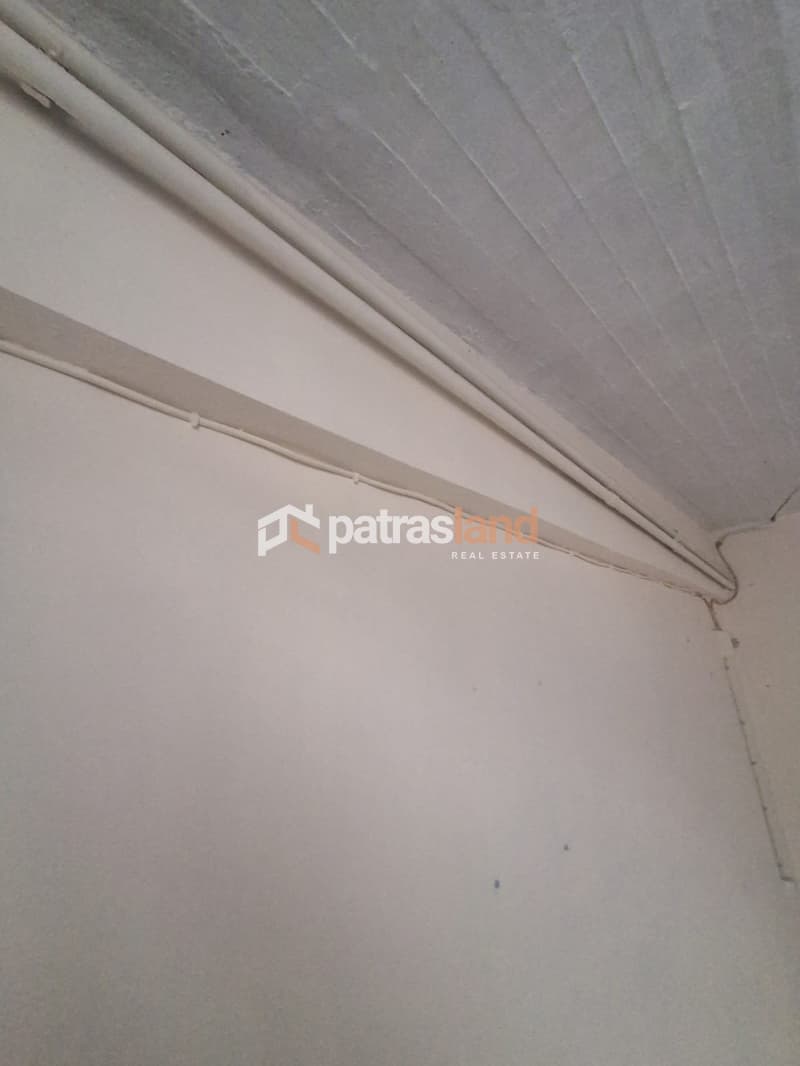 Αποθήκη στην Αγία Σοφία, Πάτρα — Φωτογραφία 19 από 27