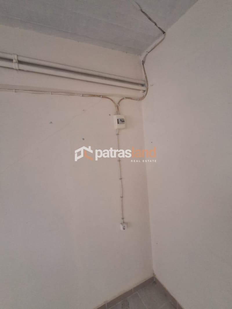Αποθήκη στην Αγία Σοφία, Πάτρα — Φωτογραφία 21 από 27