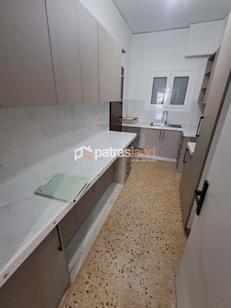 Apartment in Pyrosvestio, Patra — Photo 1 of 25