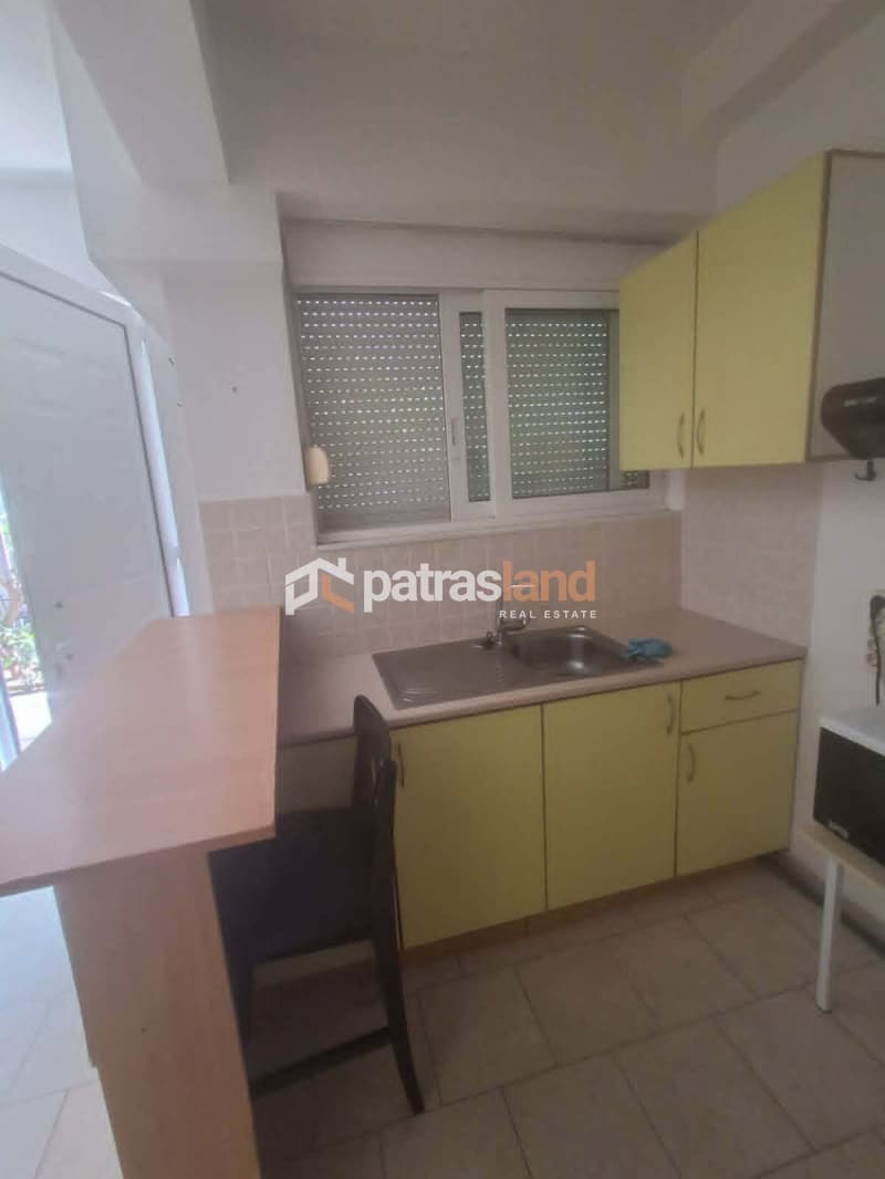 Apartment in Abelokipi, Patra — Photo 2 of 23