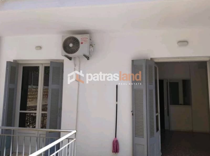 Apartment in Frourio, Patra — Photo 10 of 12
