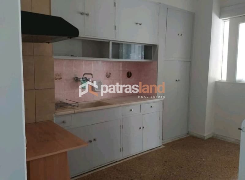 Apartment in Frourio, Patra — Photo 1 of 12