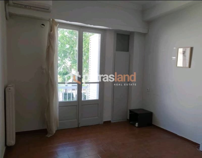 Apartment in Frourio, Patra — Photo 7 of 12