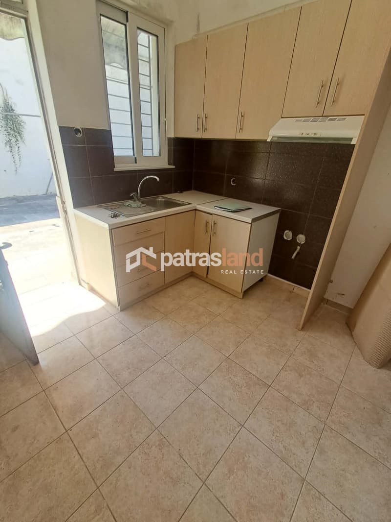 Apartment in Psachou, Patra — Photo 1 of 25