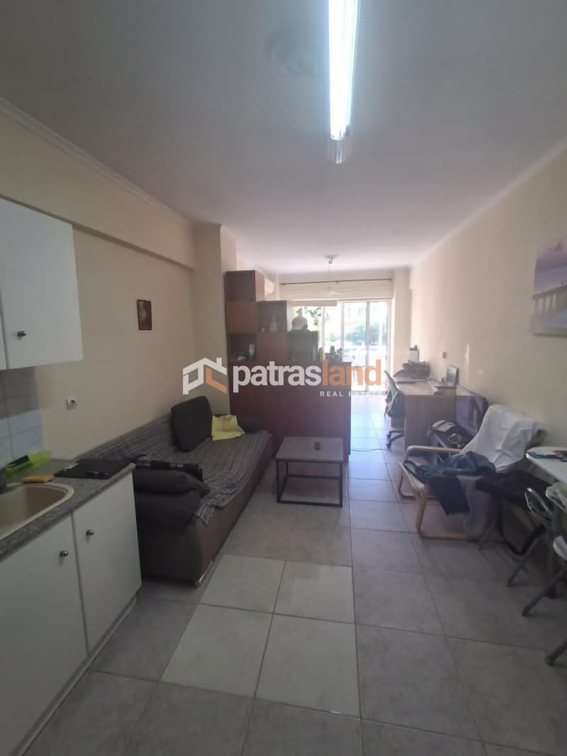 Apartment in Pyrosvestio, Patra — Photo 1 of 25