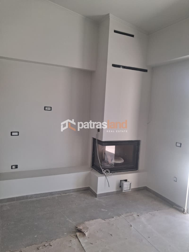 Apartment in Agyia, Patra — Photo 2 of 30