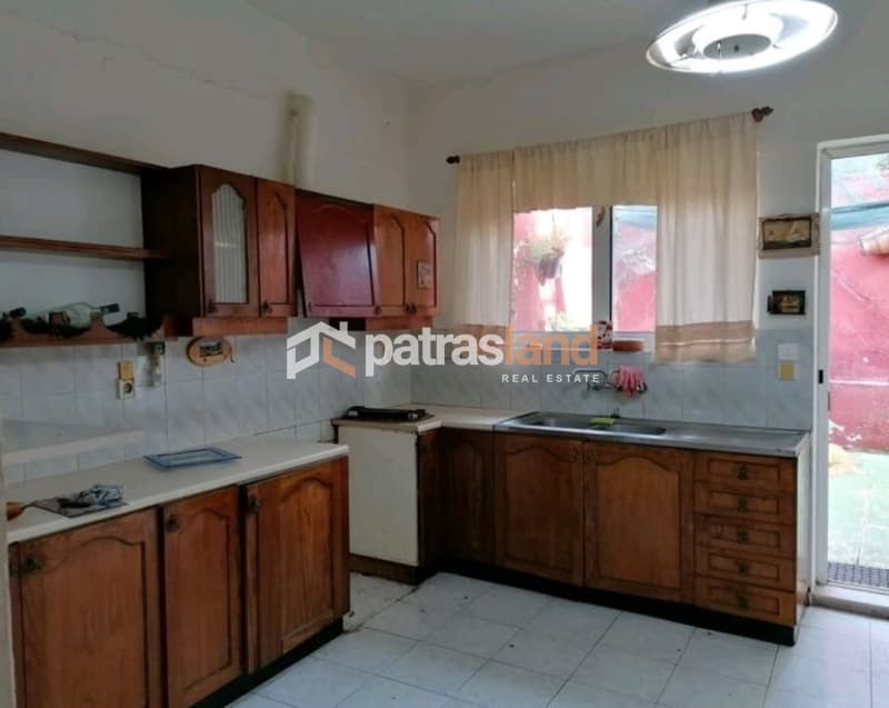 Apartment in Agia Sofia, Patra — Photo 1 of 14