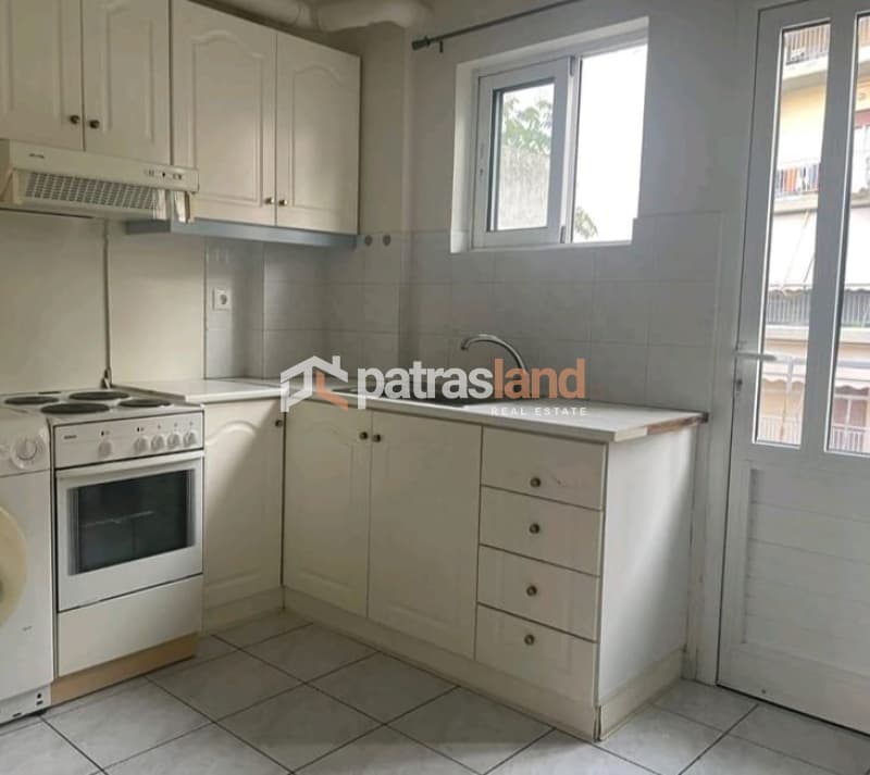 Apartment in Skagiopouleio, Patra — Photo 1 of 4