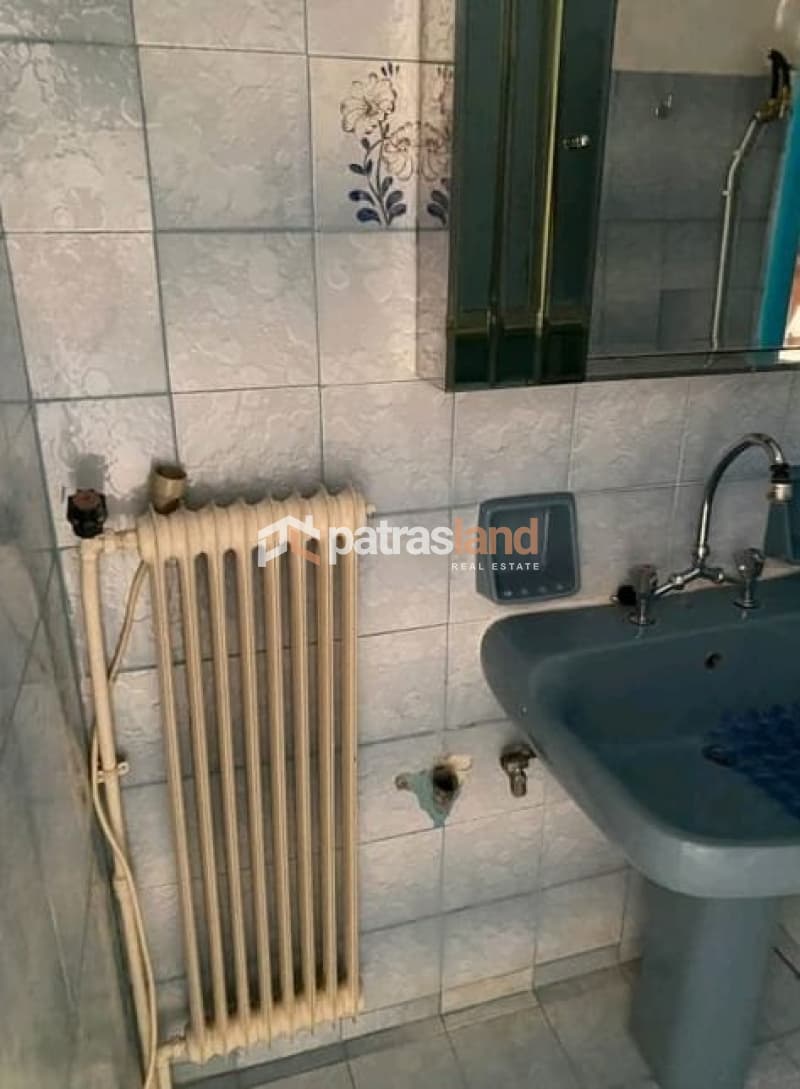 Apartment in Pyrosvestio, Patra — Photo 18 of 22