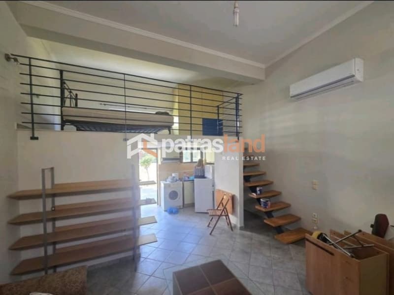 Apartment in Mesa Agia, Patra — Photo 1 of 4