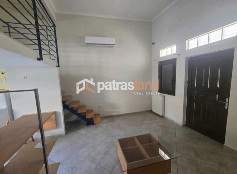 Apartment in Mesa Agia, Patra — Photo 2 of 4