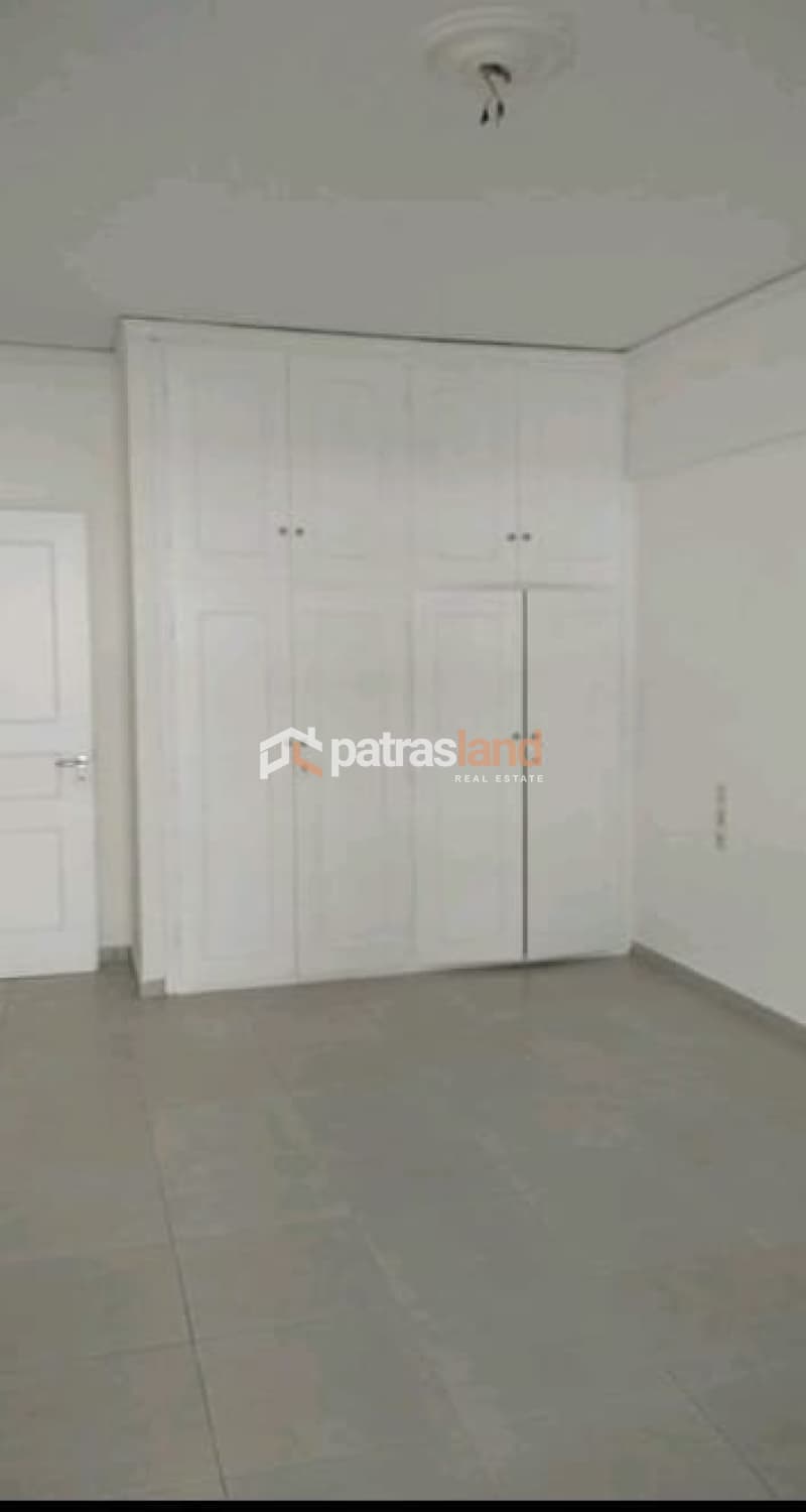 Διαμέρισμα στην Τερψιθέα (Πελεκάνος), Πάτρα — Φωτογραφία 7 από 11