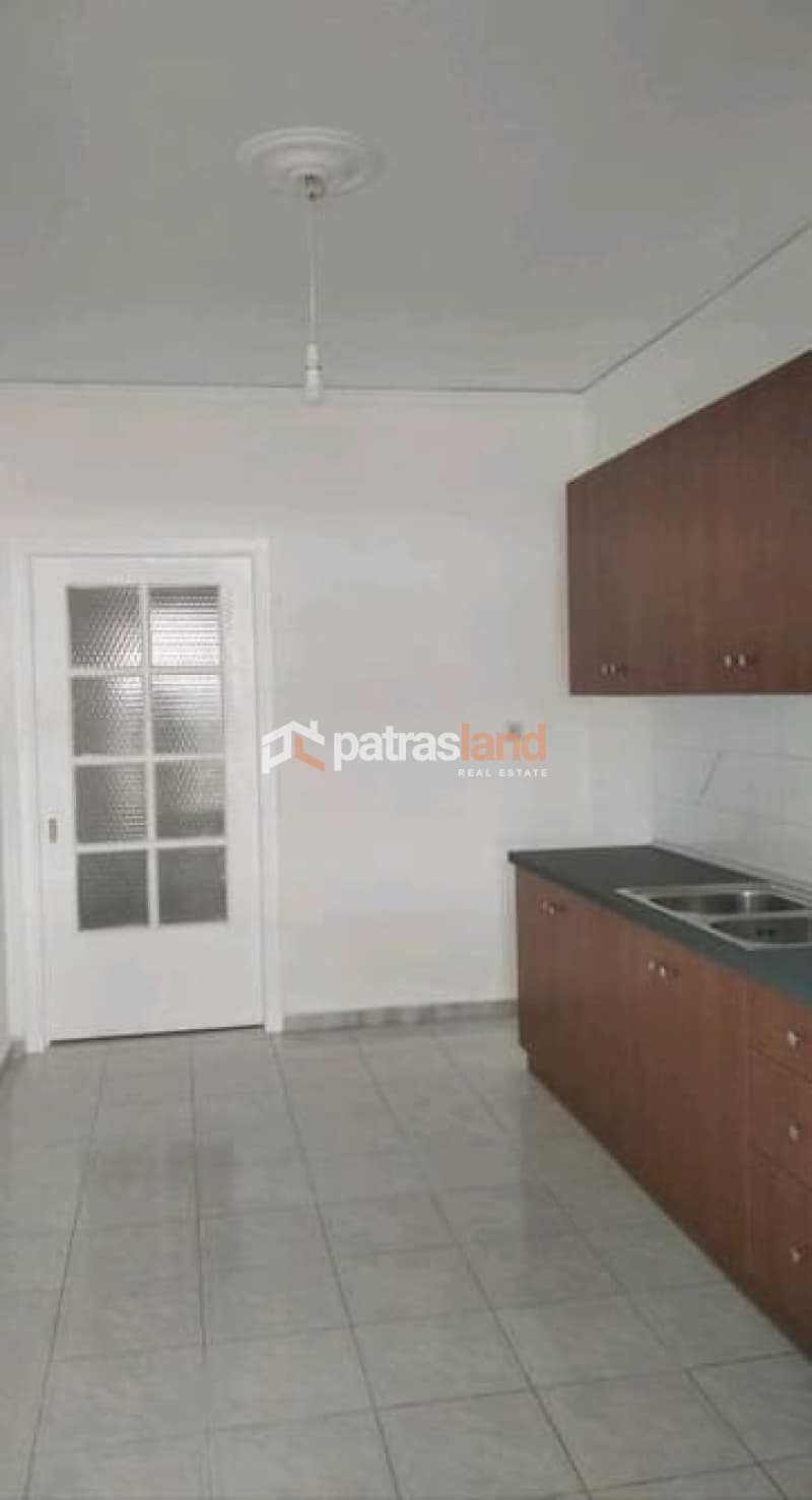 Διαμέρισμα στην Τερψιθέα (Πελεκάνος), Πάτρα — Φωτογραφία 2 από 11