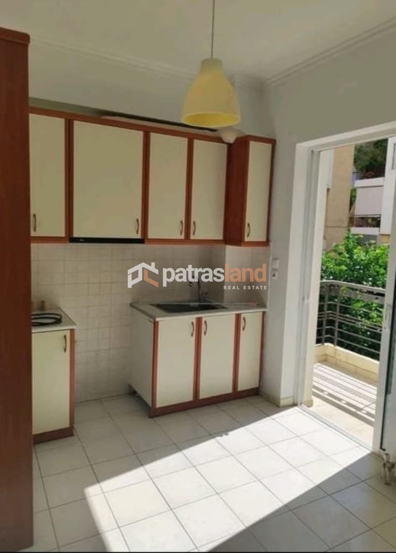 Διαμέρισμα στην Τερψιθέα (Πελεκάνος), Πάτρα — Φωτογραφία 1 από 8