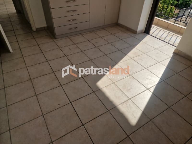Apartment in T.E.I., Patra — Photo 14 of 21