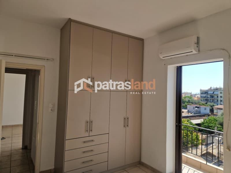 Apartment in T.E.I., Patra — Photo 13 of 21