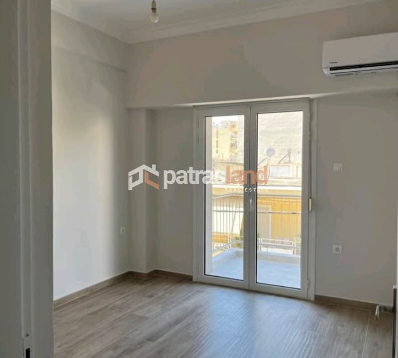 Apartment in Skagiopouleio, Patra — Photo 2 of 5