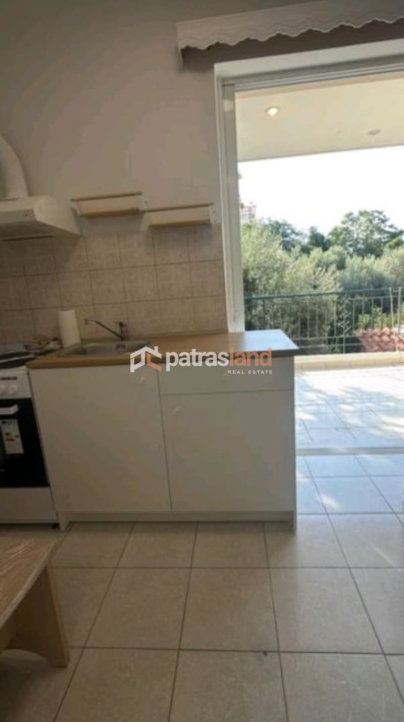 Διαμέρισμα στην Εβραιομνήματα, Πάτρα — Φωτογραφία 1 από 13