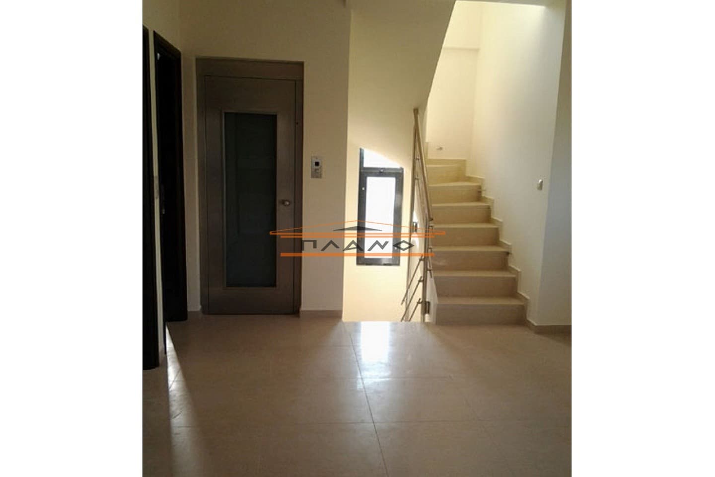 House in Center, Markopoulo — Photo 5 of 9