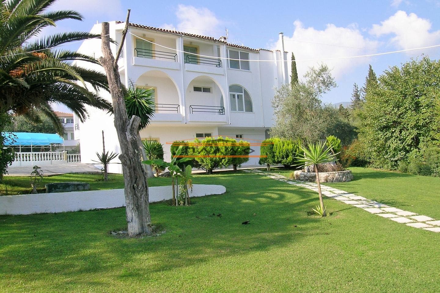 Hotel in Palaiokastritsa, Corfu — Photo 3 of 12