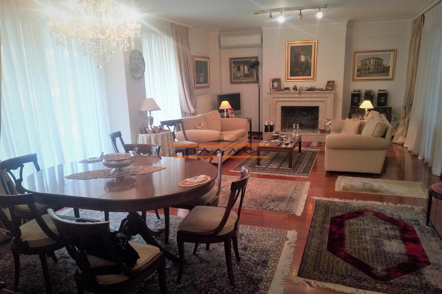 Apartment in Center, Ilion — Photo 4 of 10