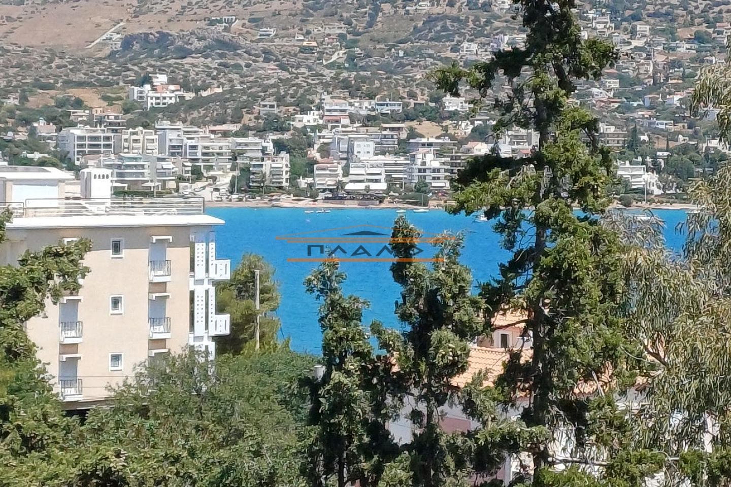 Διαμέρισμα στην Κέντρο, Μαρκόπουλο — Φωτογραφία 1 από 4