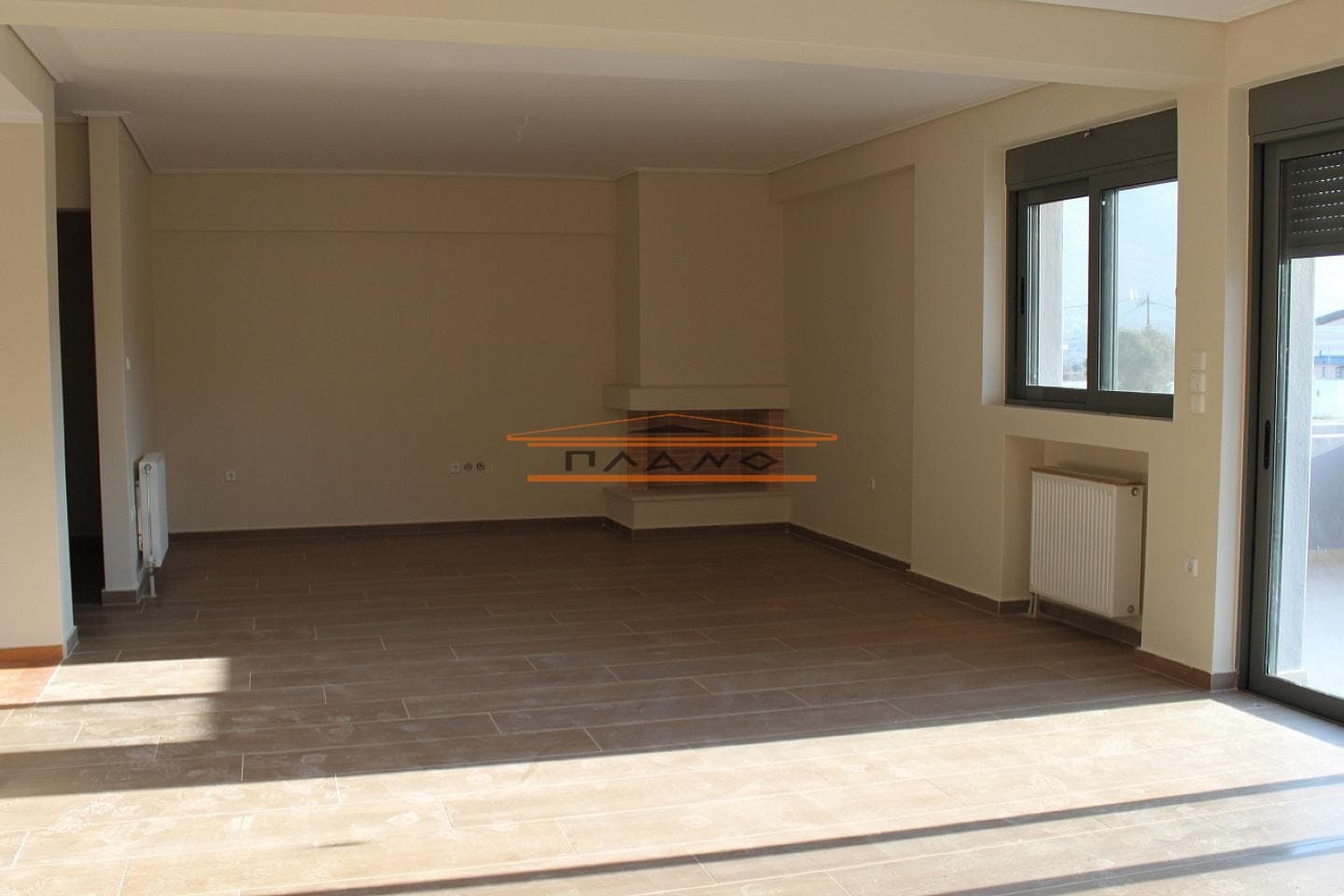 House in Κέντρο, Kalivia Thorikou — Photo 1 of 5