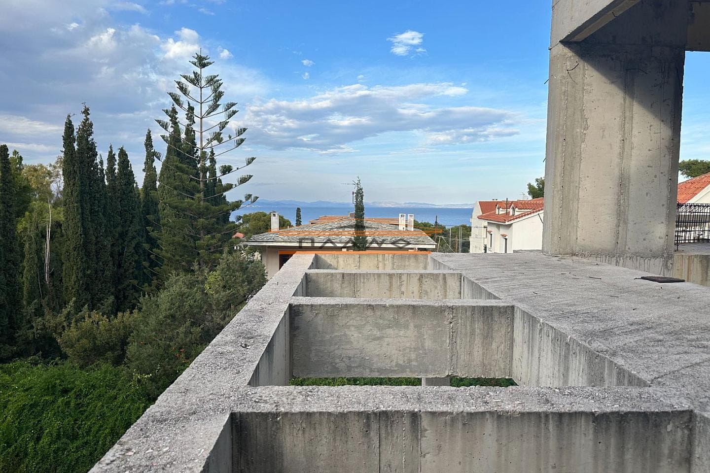House in Markopoulo, Markopoulo — Photo 1 of 3