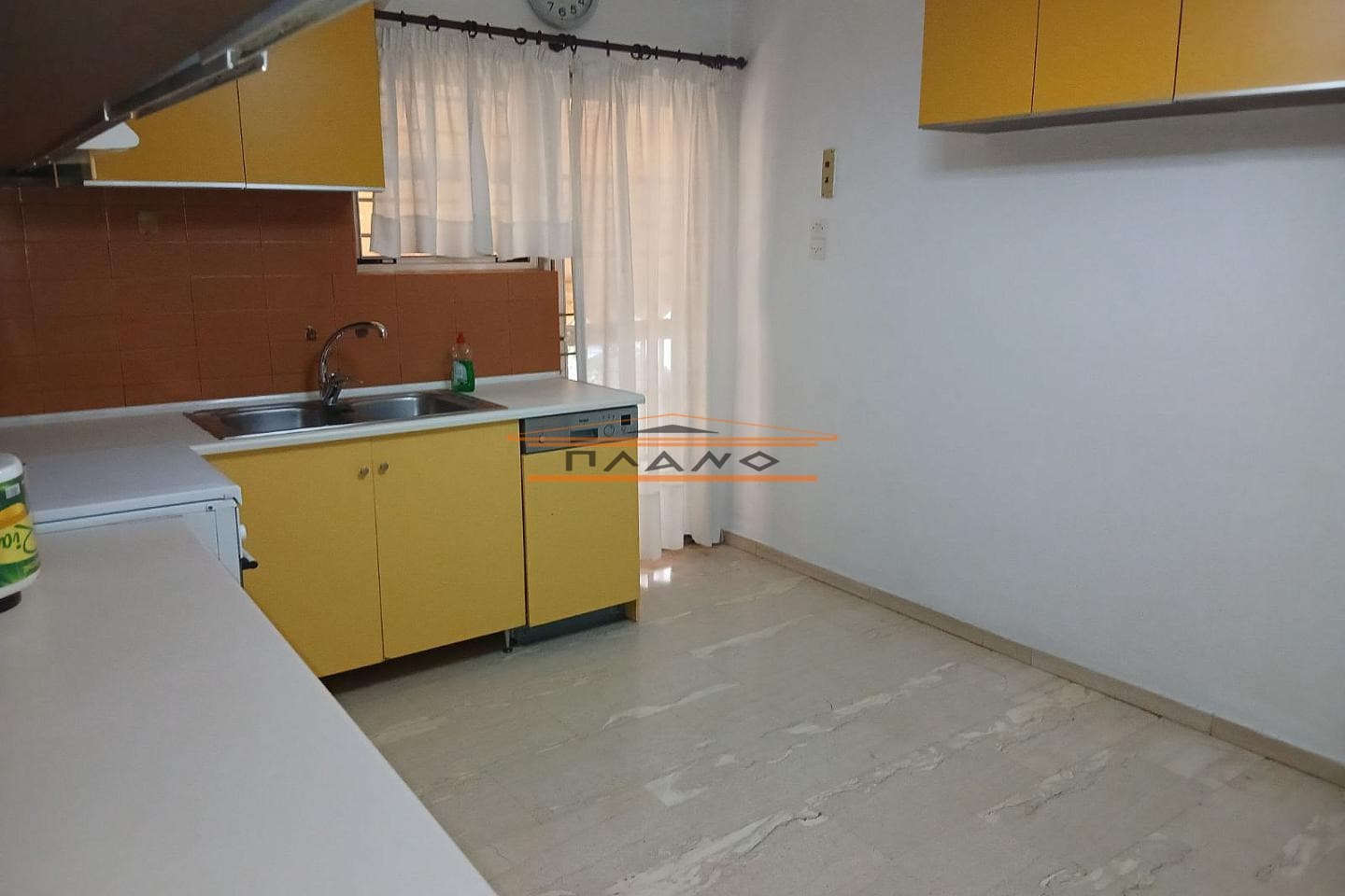 Apartment in Alsos, Nea Smyrni — Photo 8 of 18