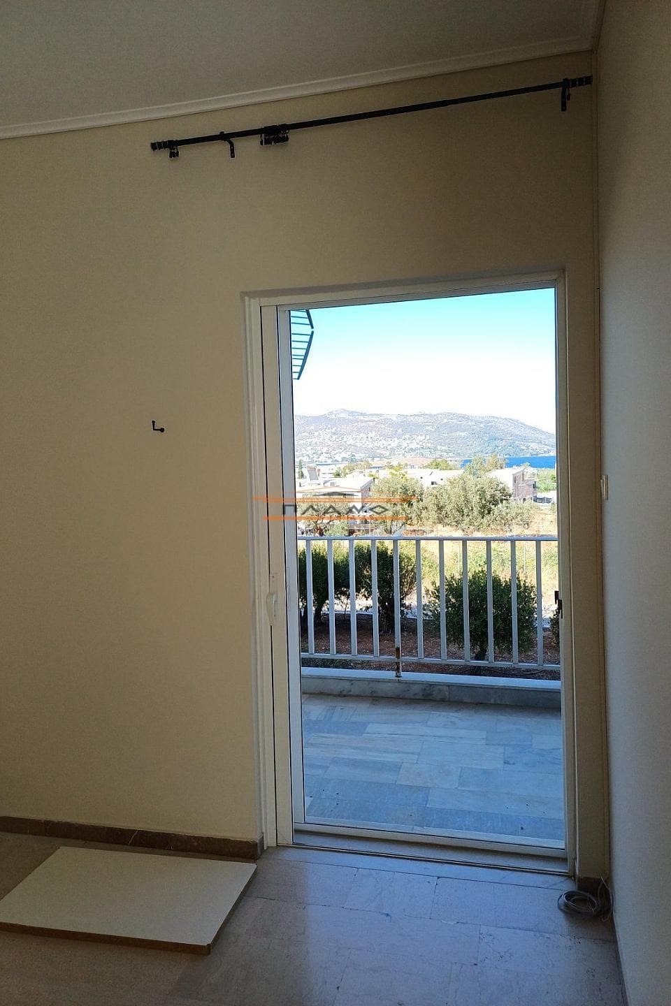 Διαμέρισμα στην Κέντρο, Μαρκόπουλο — Φωτογραφία 2 από 10