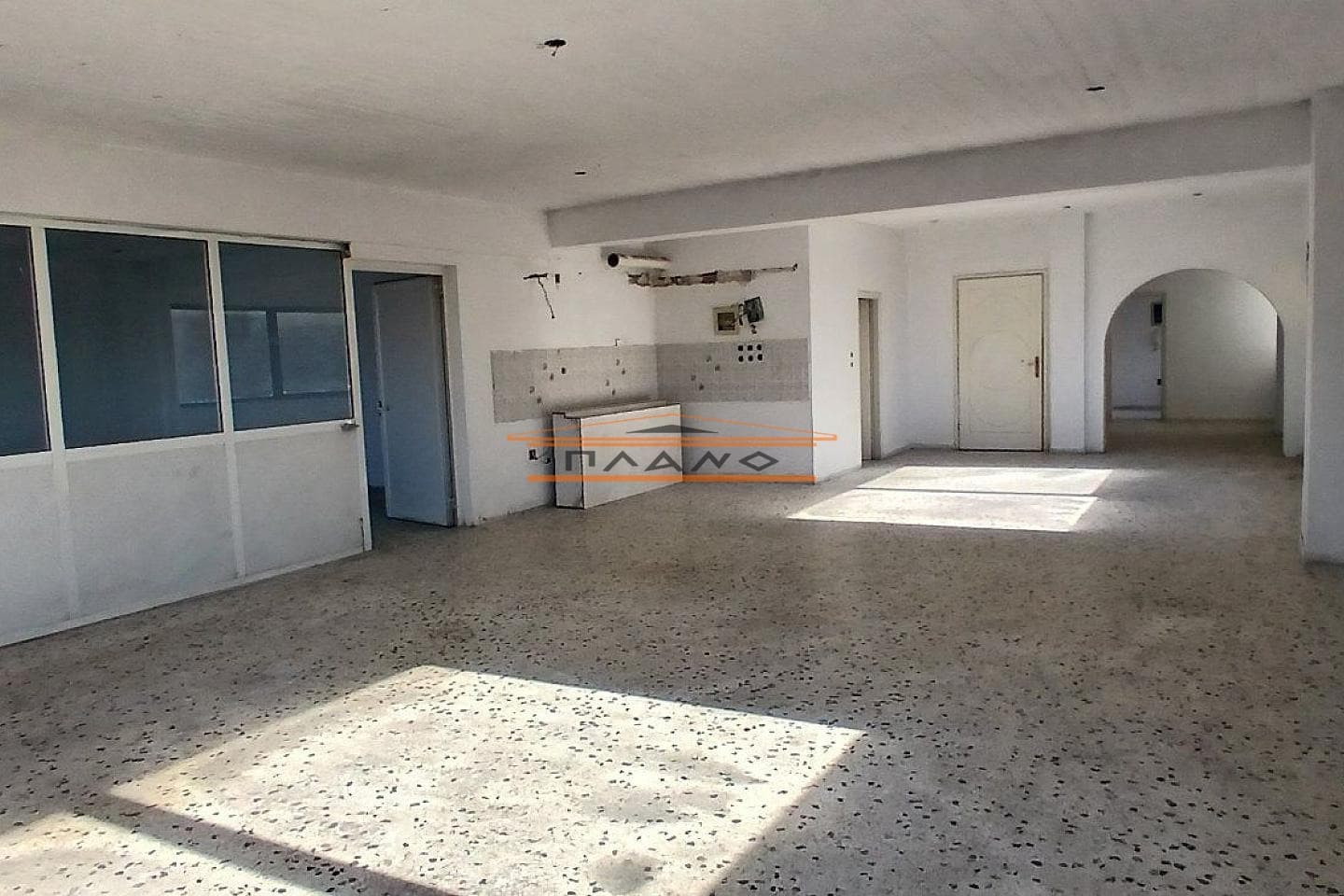Ελαφρύς Βιομηχανικός Χώρος στην Άσπρα Χώματα, Περιστέρι — Φωτογραφία 20 από 22