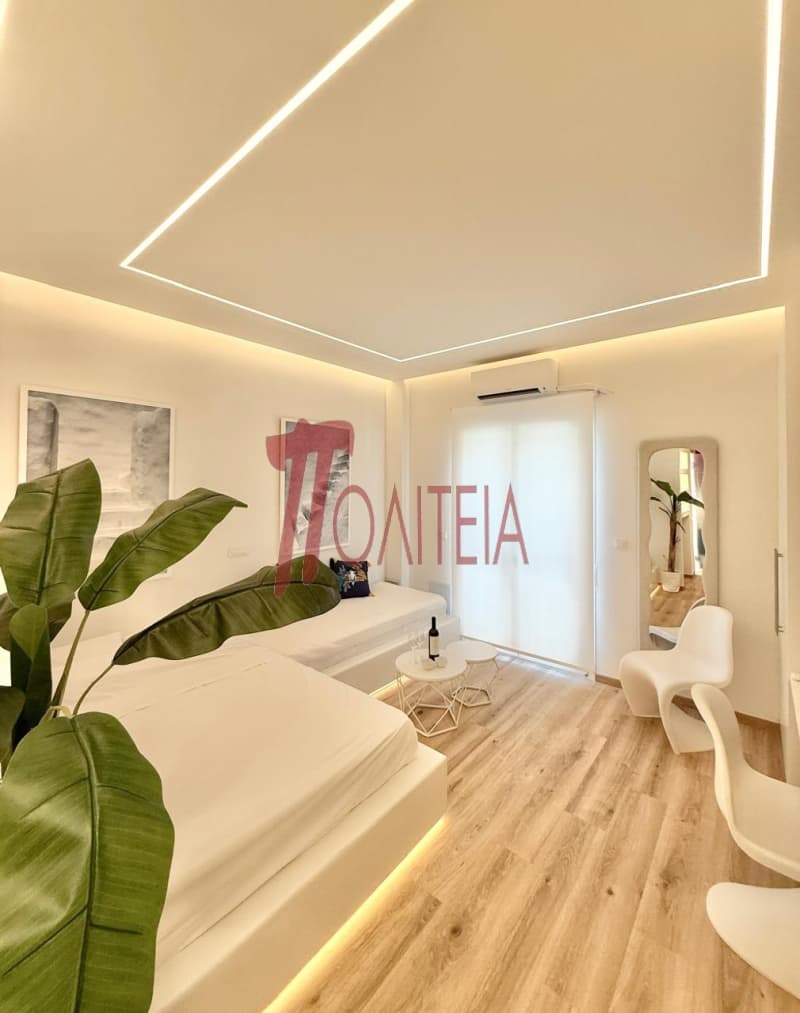 Apartment in Kinosargous, Koukaki - Makrigianni — Photo 1 of 5