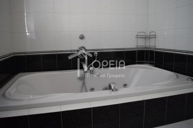House in Saronida, Saronida — Photo 19 of 30