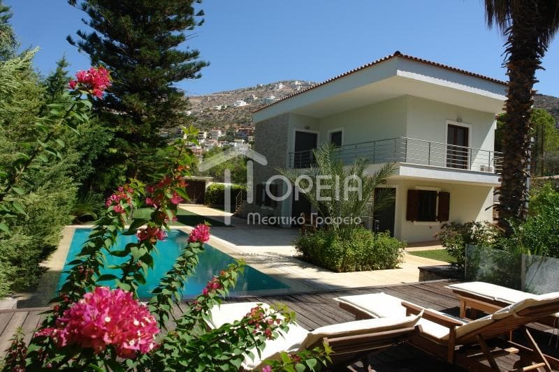 House in Saronida, Saronida — Photo 10 of 29